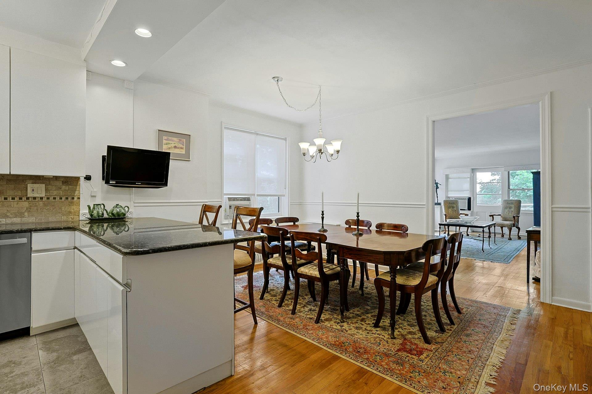 1255 North Avenue, Unit B4J New Rochelle, NY 10804 - Photo 4 of 20