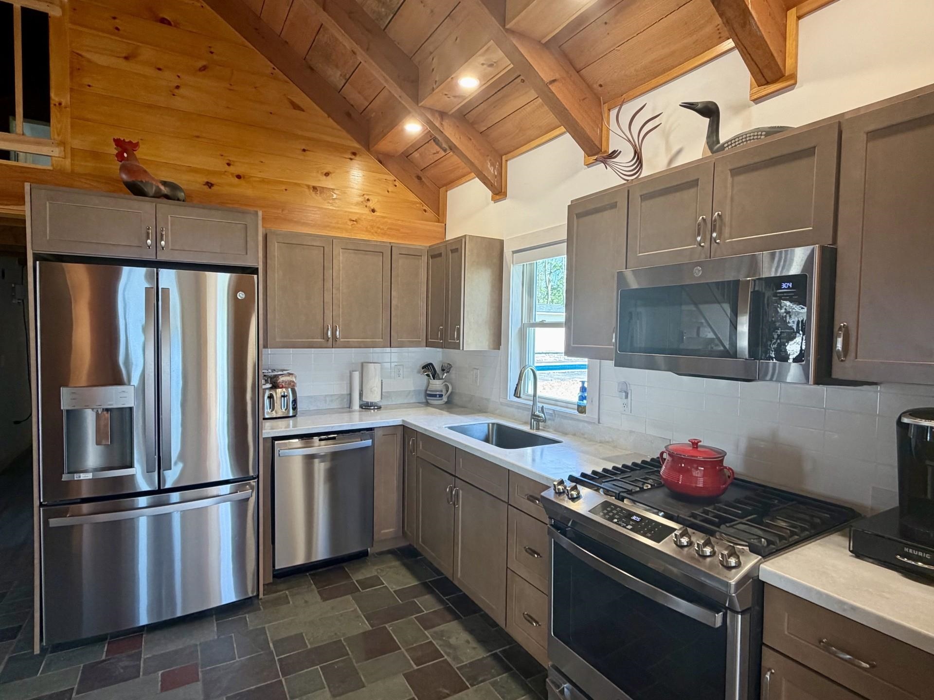 3953 West Shore Road Alburgh, VT 05440 - Photo 23 of 48