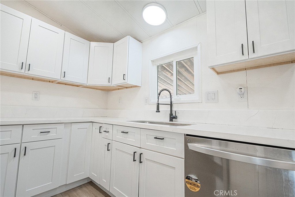 24486 Cornstalk Road Wildomar, CA 92595 - Photo 11 of 46