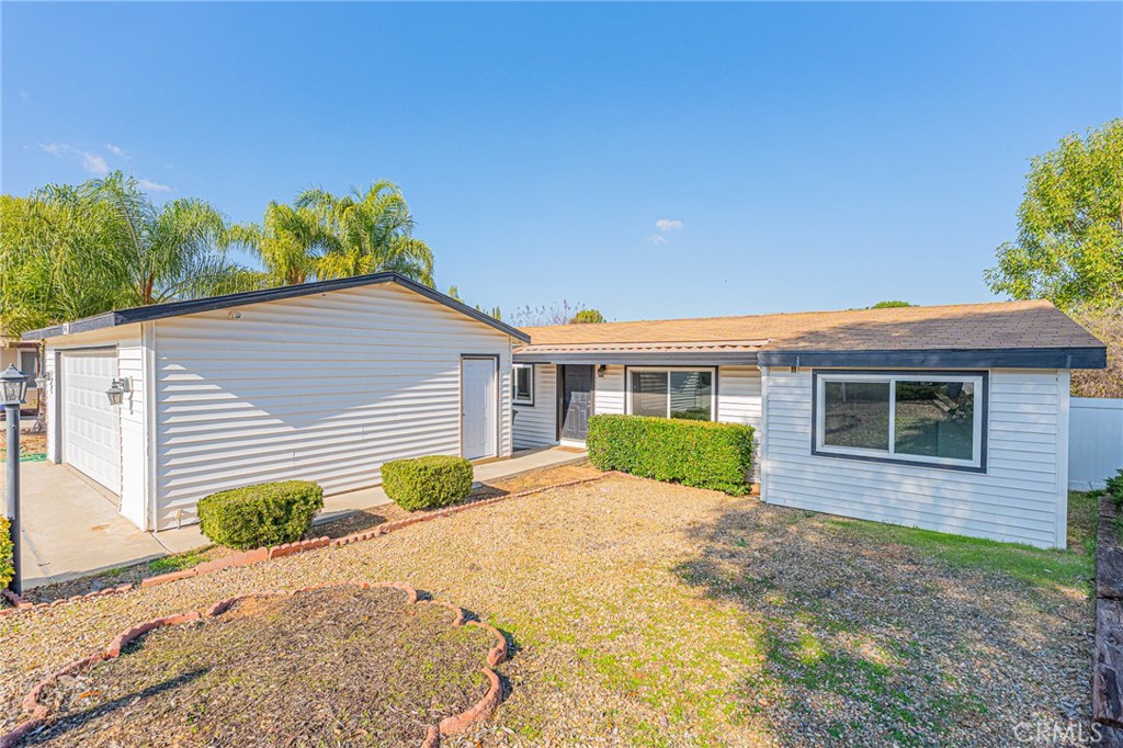 24486 Cornstalk Road Wildomar, CA 92595 - Photo 37 of 46