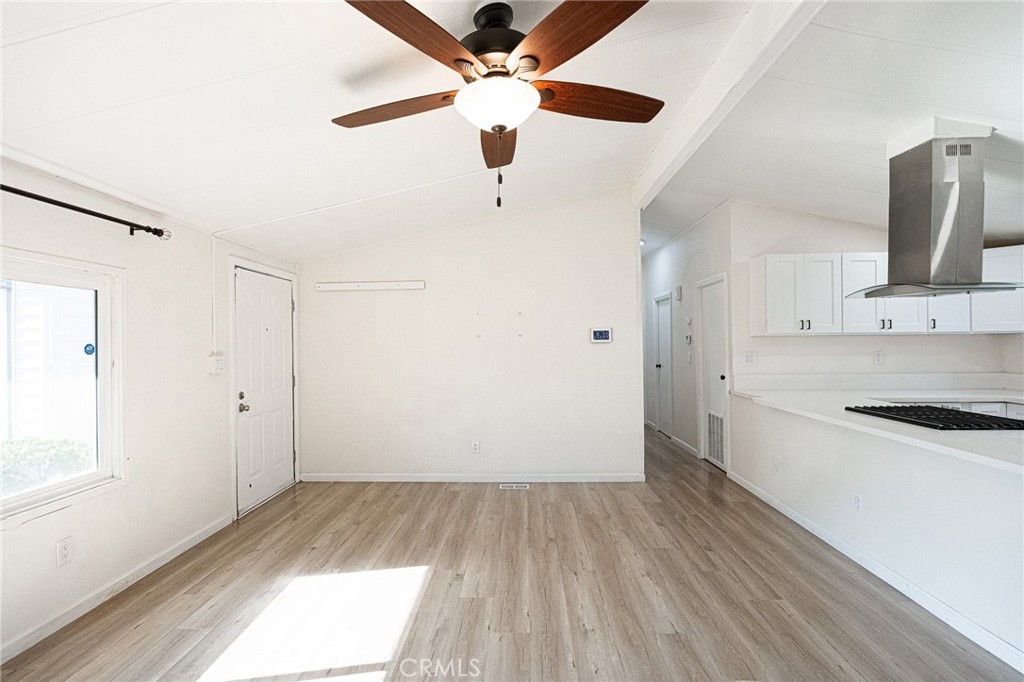 24486 Cornstalk Road Wildomar, CA 92595 - Photo 4 of 46