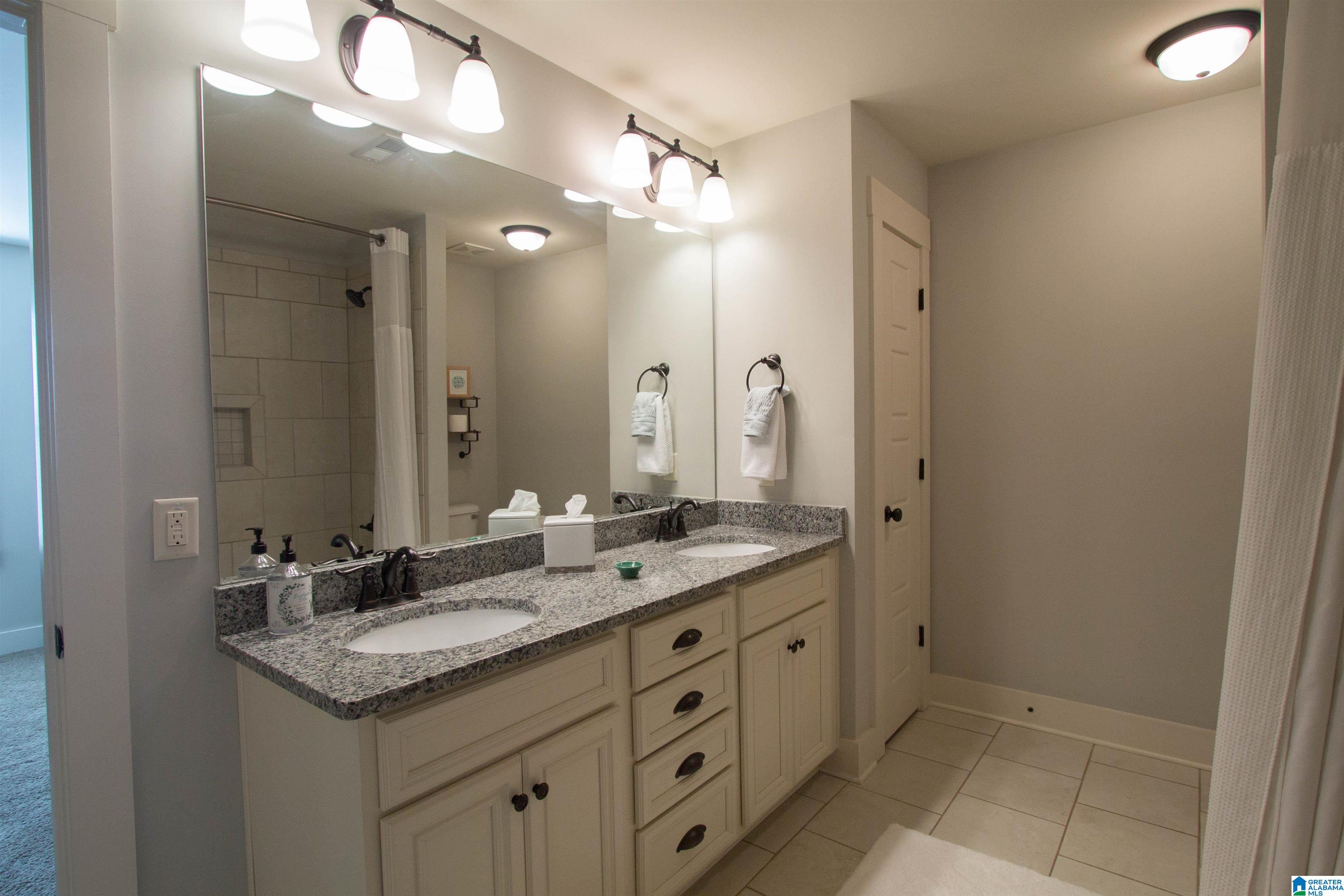 1461 Bristol Manor Birmingham, AL 35242 - Photo 32 of 43
