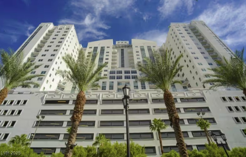 150 South Las Vegas Boulevard, Unit 2505 Las Vegas, NV 89101 - Photo 1 of 1