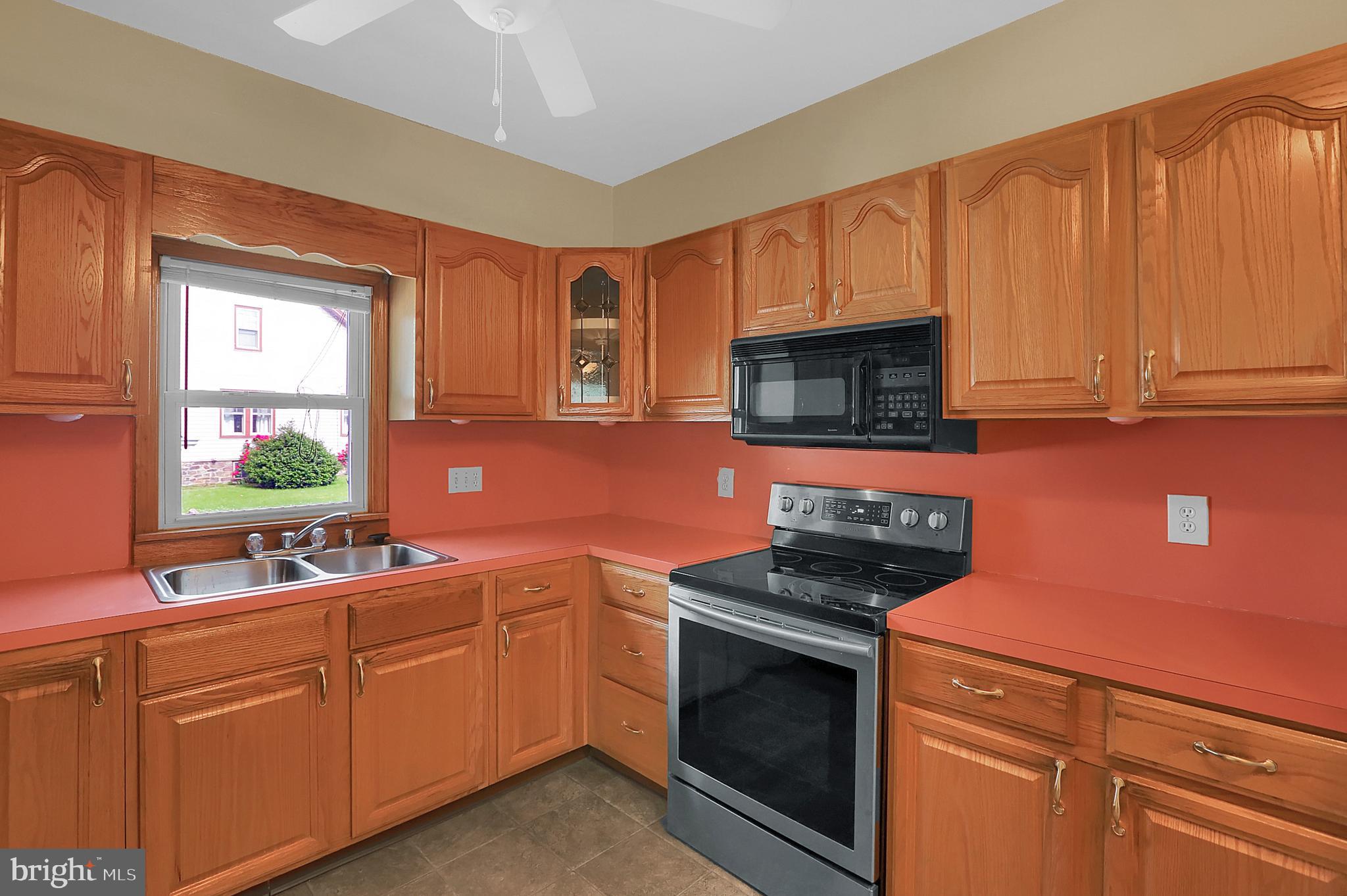 48 East Columbia Road Enola, PA 17025 - Photo 9 of 23 Gallery Image 9