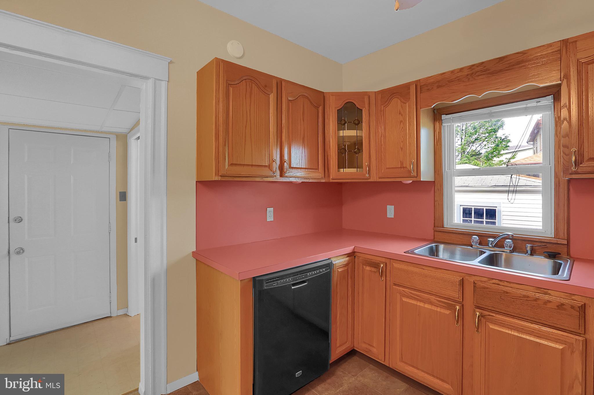 48 East Columbia Road Enola, PA 17025 - Photo 10 of 23 Gallery Image 10