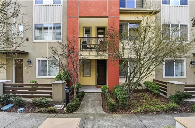 $1,568,888 | 1053 El Capitan Terrace, Sunnyvale, CA 94085