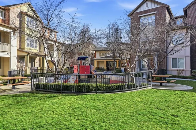 $1,568,888 | 1053 El Capitan Terrace, Sunnyvale, CA 94085