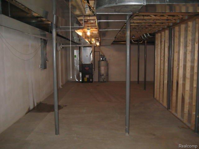 47079 Denton Road Belleville, MI 48111 - Photo 15 of 24 IMG_6750.JPG