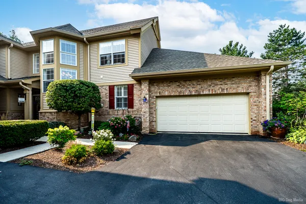 $489,900 | 1705 Spyglass Circle, Palos Heights, IL 60463