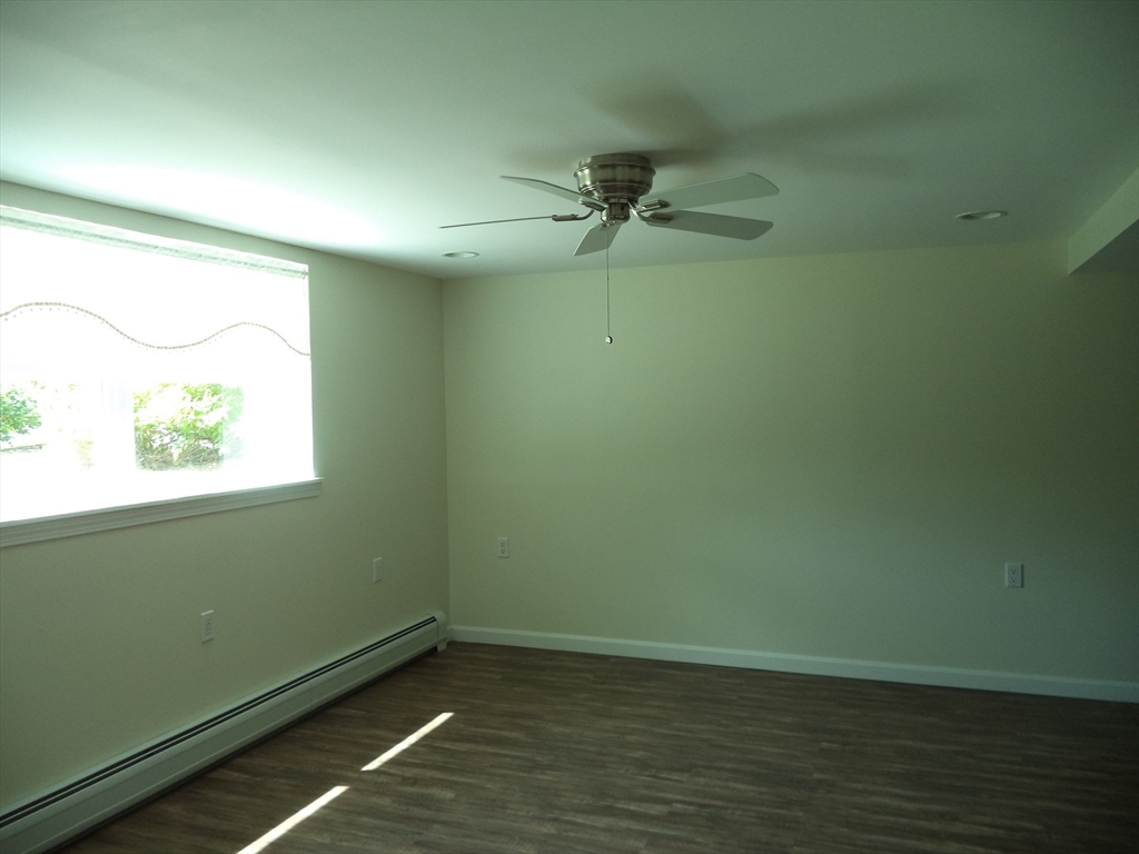 387 Main Street, Unit 1 Salem, NH 03079 - Photo 5 of 11