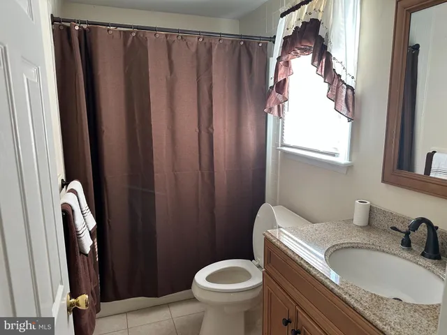 $409,000 | 6 Chiming Road, New Castle, DE 19720