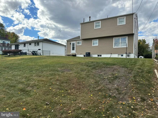 $409,000 | 6 Chiming Road, New Castle, DE 19720