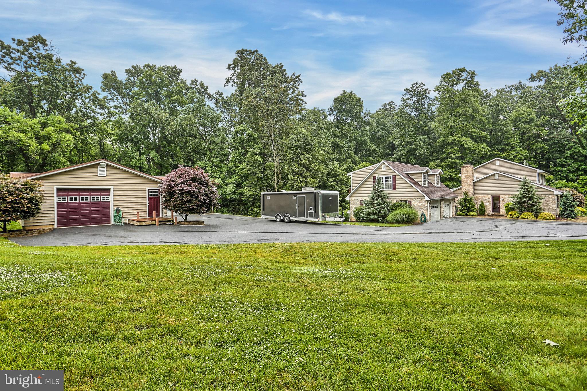 21 Clay Road Carlisle, PA 17015 - Photo 3 of 49 Gallery Image 3