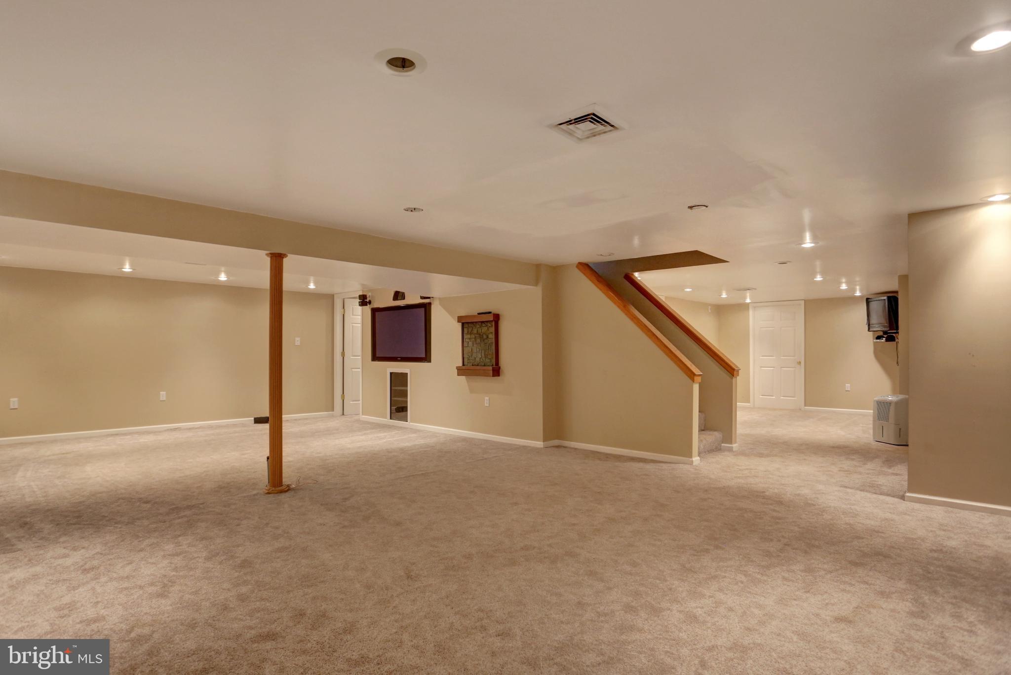 21 Clay Road Carlisle, PA 17015 - Photo 27 of 49 Gallery Image 27