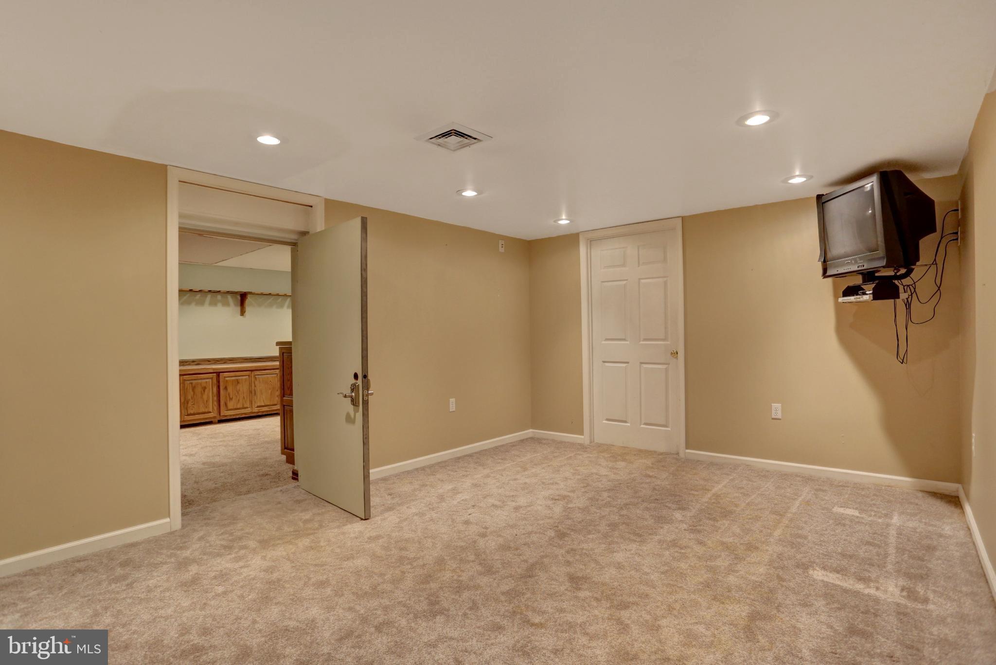 21 Clay Road Carlisle, PA 17015 - Photo 30 of 49 Gallery Image 30