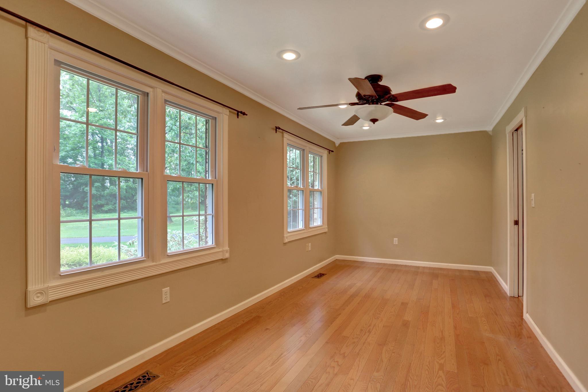 21 Clay Road Carlisle, PA 17015 - Photo 6 of 49 Gallery Image 6