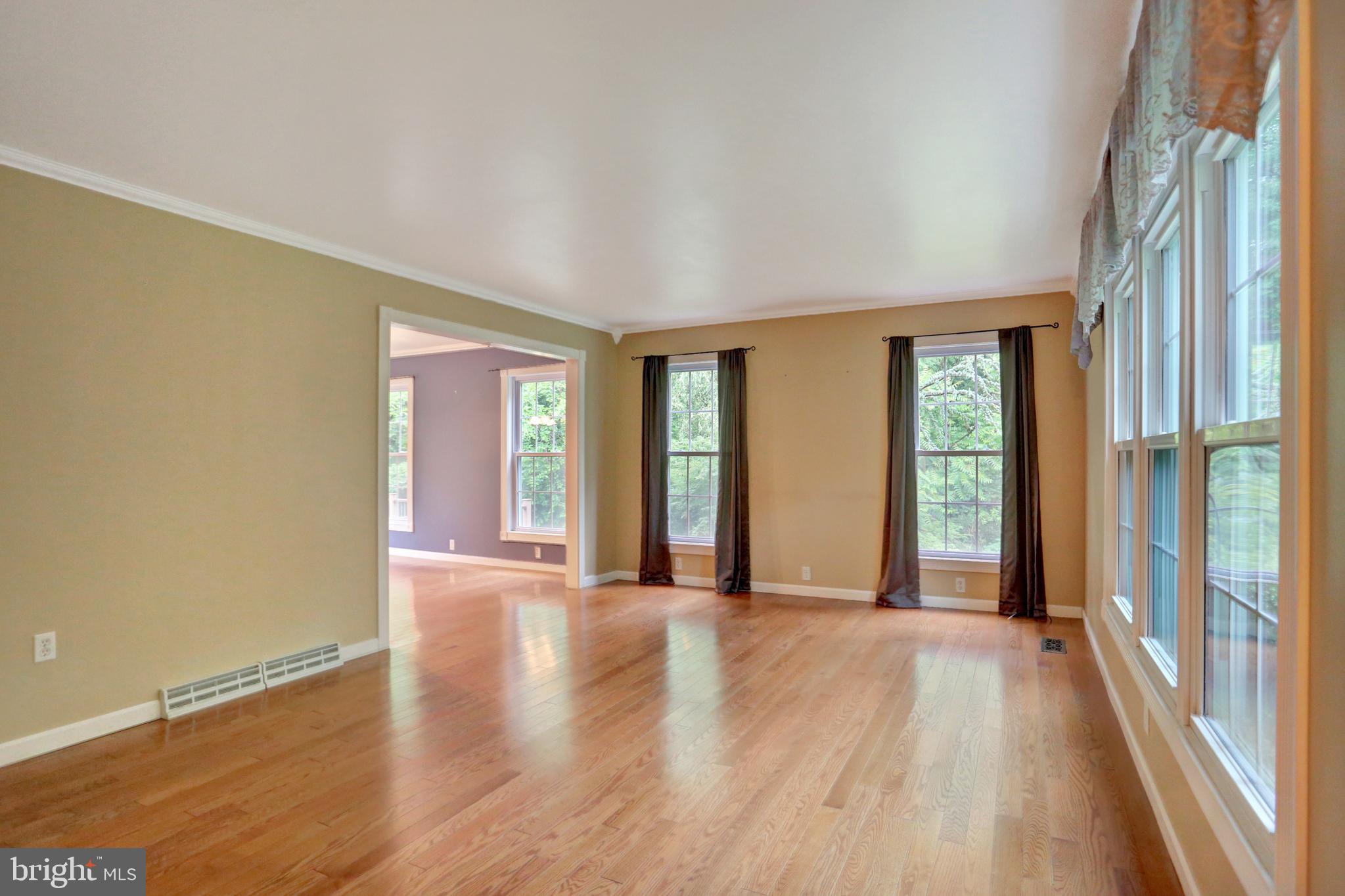 21 Clay Road Carlisle, PA 17015 - Photo 7 of 49 Gallery Image 7
