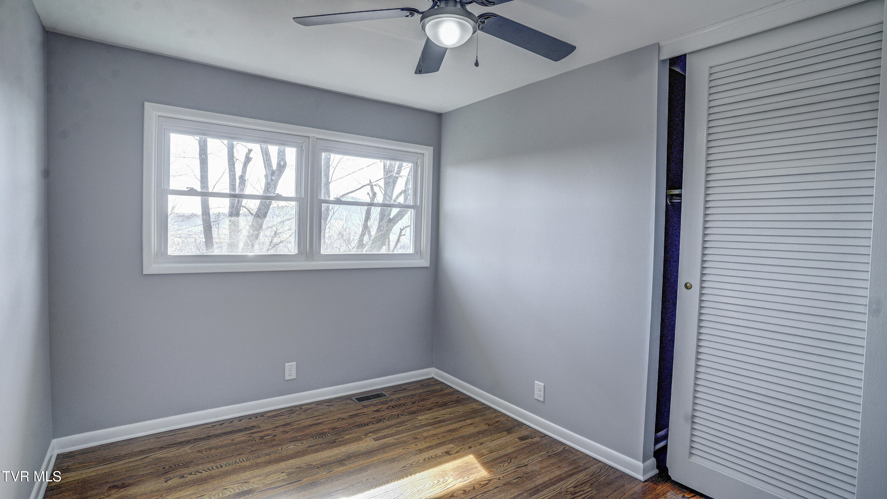 545 Bays View Road Kingsport, TN 37660 - Photo 27 of 50 _DSC4472_3_4_5_6