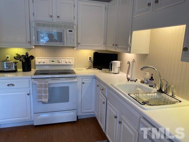 8317 Wycombe Lane Raleigh, NC 27615 - Photo 7 of 29