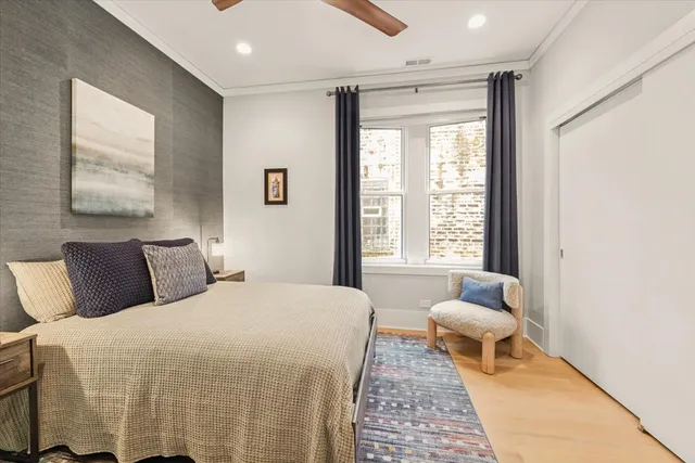 $599,000 | 1510 West Bryn Mawr Avenue, Unit 2, Chicago, IL 60660