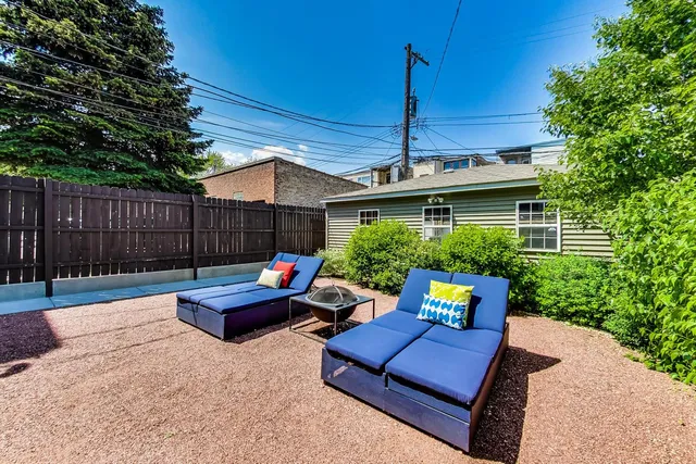 $599,000 | 1510 West Bryn Mawr Avenue, Unit 2, Chicago, IL 60660