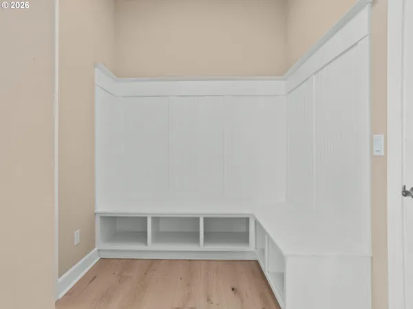 $995,000 | 3625 Northwest 24th Avenue, Camas, WA 98607