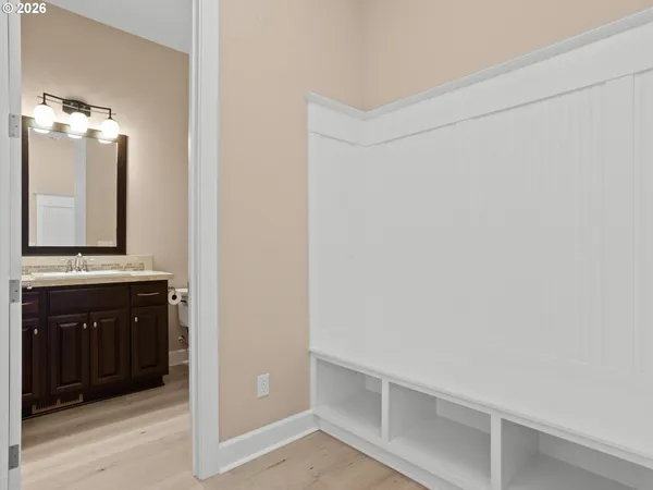 $995,000 | 3625 Northwest 24th Avenue, Camas, WA 98607