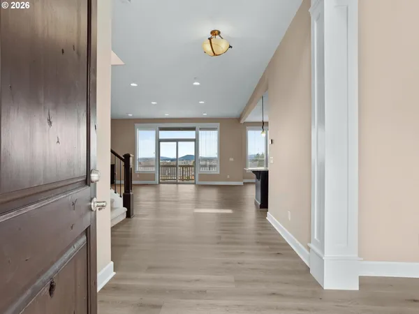 $995,000 | 3625 Northwest 24th Avenue, Camas, WA 98607