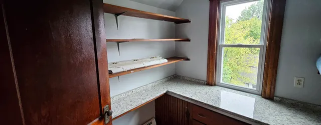 $1,700 | 71 Arnold Street, Unit 3, Hartford, CT 06106