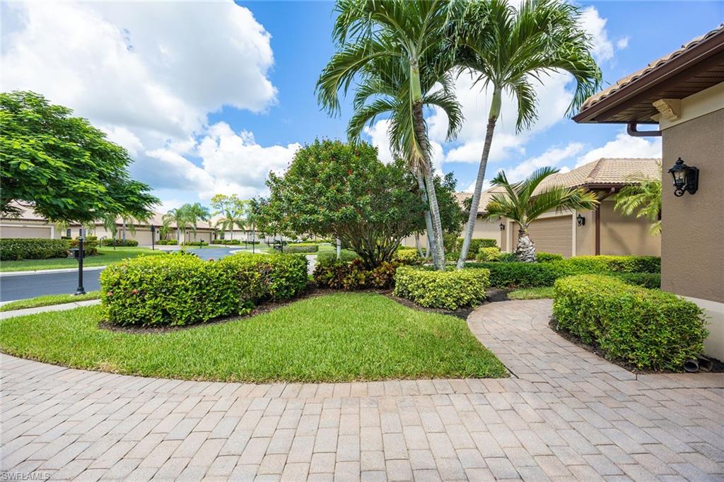 7598 Moorgate Point Way Naples, FL 34113 - Photo 32 of 44 Gallery Image 32