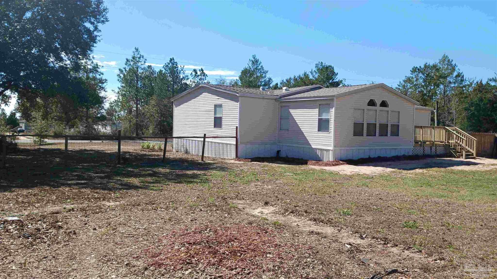10038 Charlois Road Milton, FL 32583 - Photo 2 of 25 Gallery Image 2