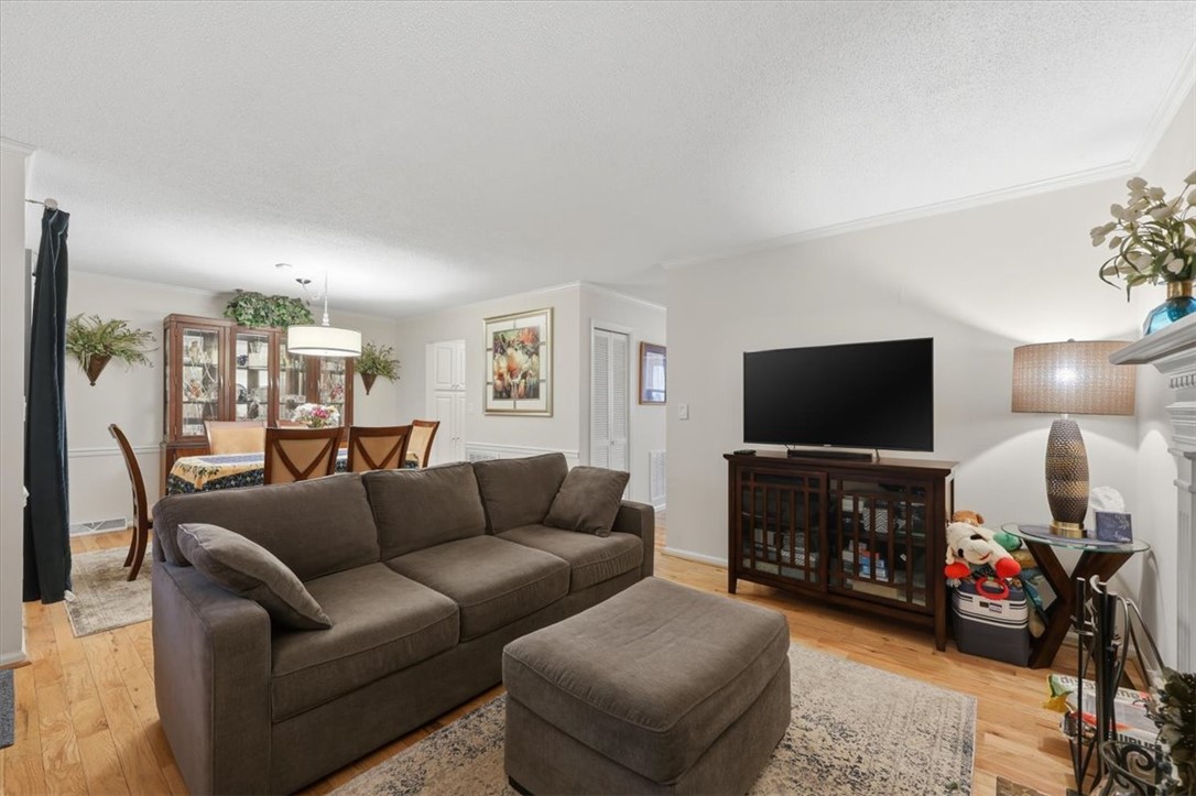 900 North Main Street, Unit 4 Greenville, SC 29609 - Photo 13 of 33