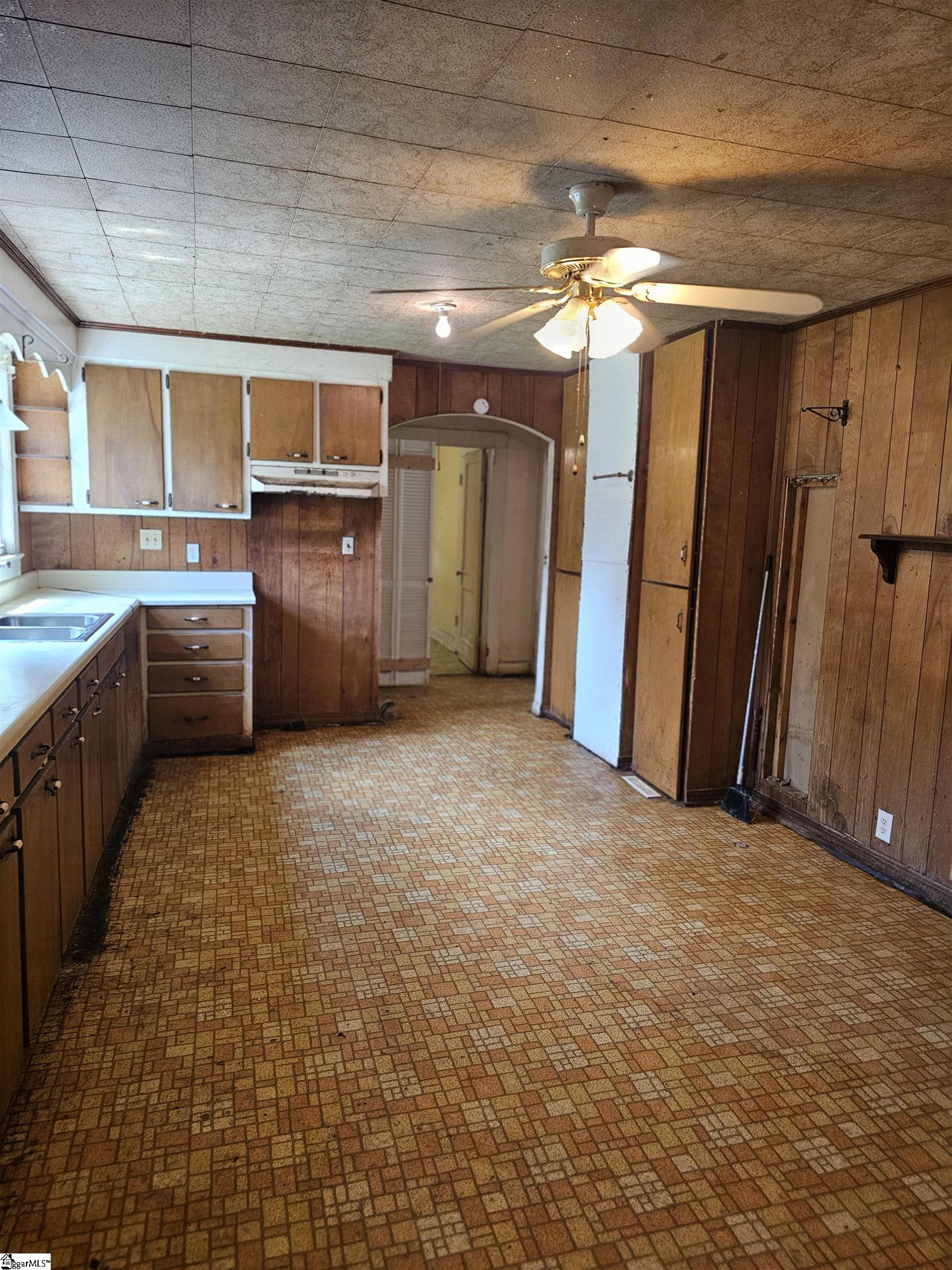 106 State Rd S-30-215 Laurens, SC 29360 - Photo 10 of 19