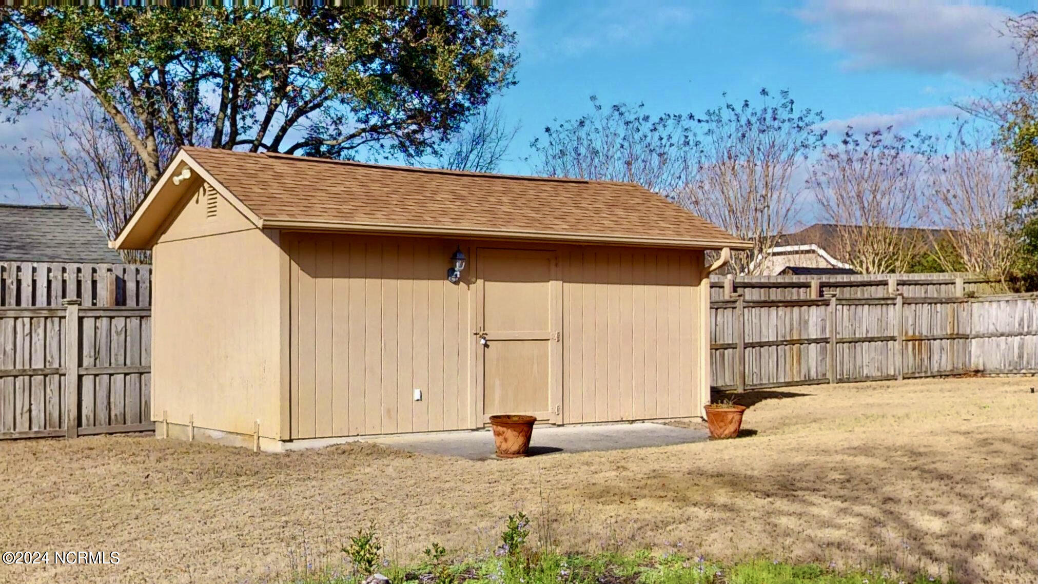 325 Redwood Road Wilmington, NC 28412 - Photo 13 of 23 325-Redwood-03072024_181336