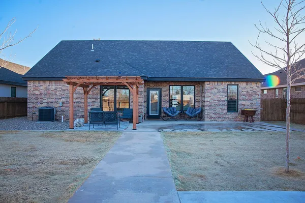 a house view with a outdoor space