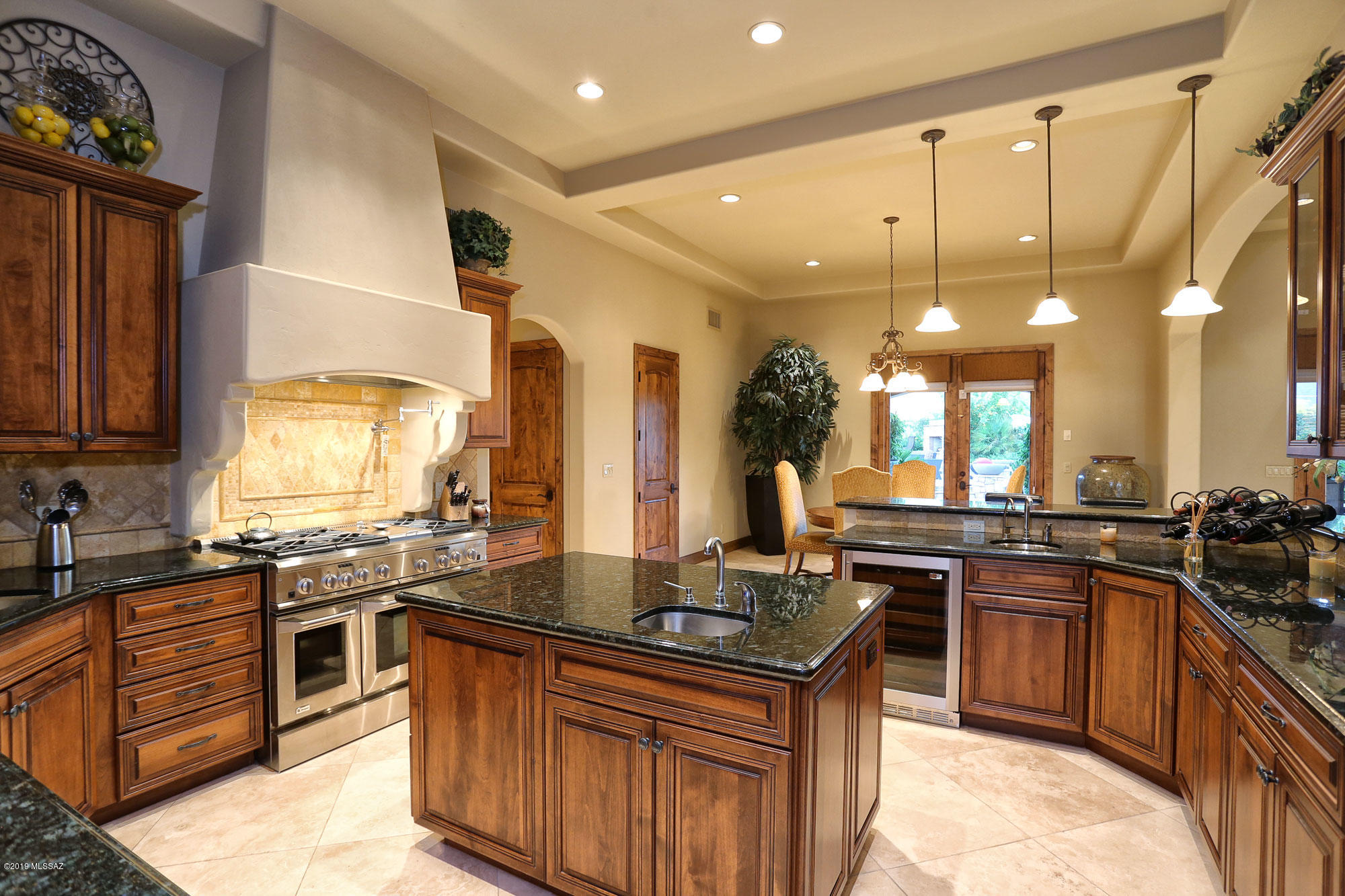4621 East Swans Nest Road Tucson, AZ 85718 - Photo 7 of 38
