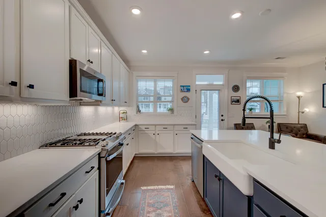 $569,000 | 413 Katies Scenic Court, Wando, SC 29492