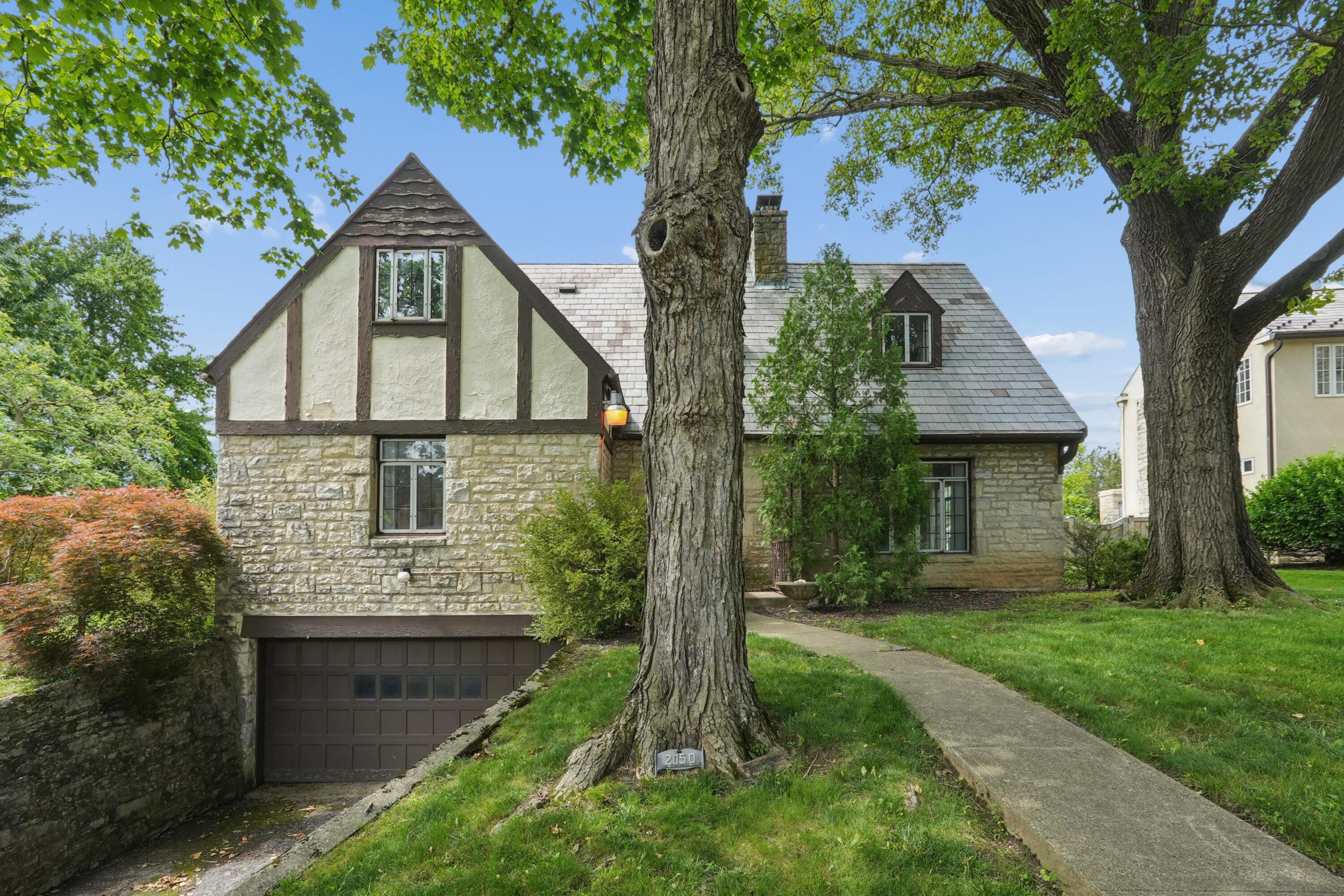 2050 Upper Chelsea Road Columbus, OH 43221 - Photo 8 of 62
