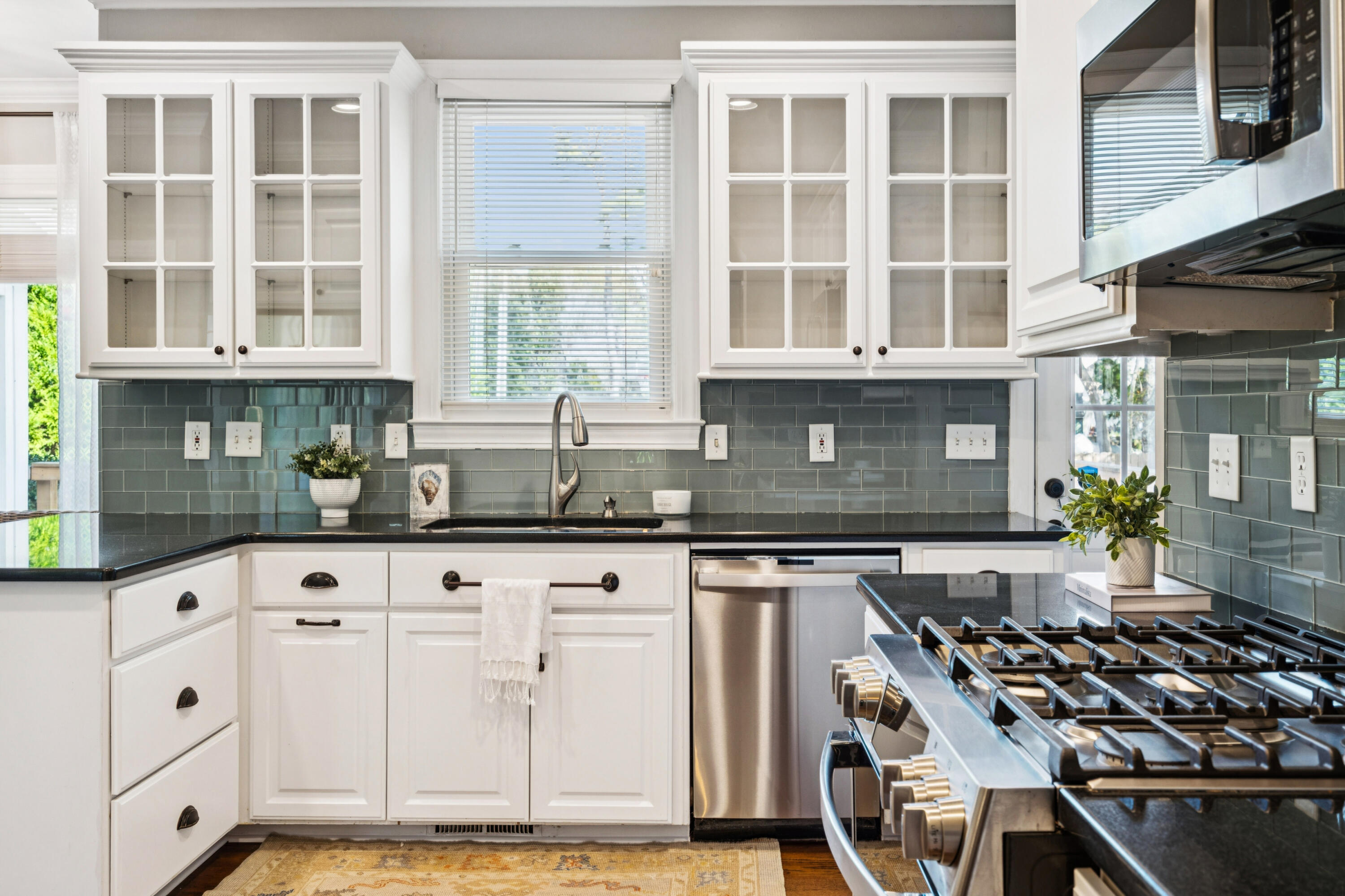 1337 Hidden Lakes Drive Mount Pleasant, SC 29464 - Photo 17 of 59 1337HiddenLakesDr-KeenEyeMarketing-028