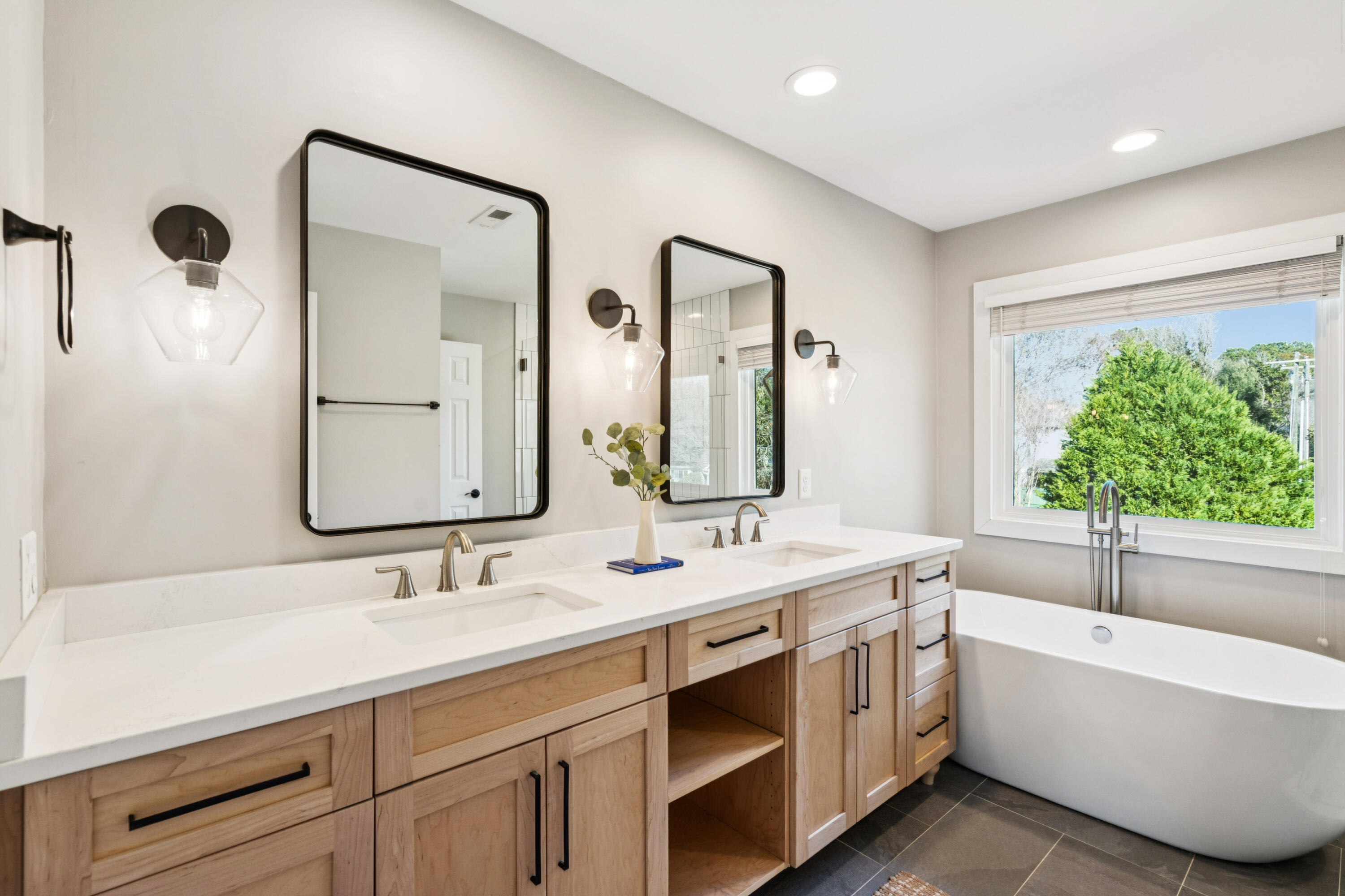 1337 Hidden Lakes Drive Mount Pleasant, SC 29464 - Photo 27 of 59 1337HiddenLakesDr-KeenEyeMarketing-039