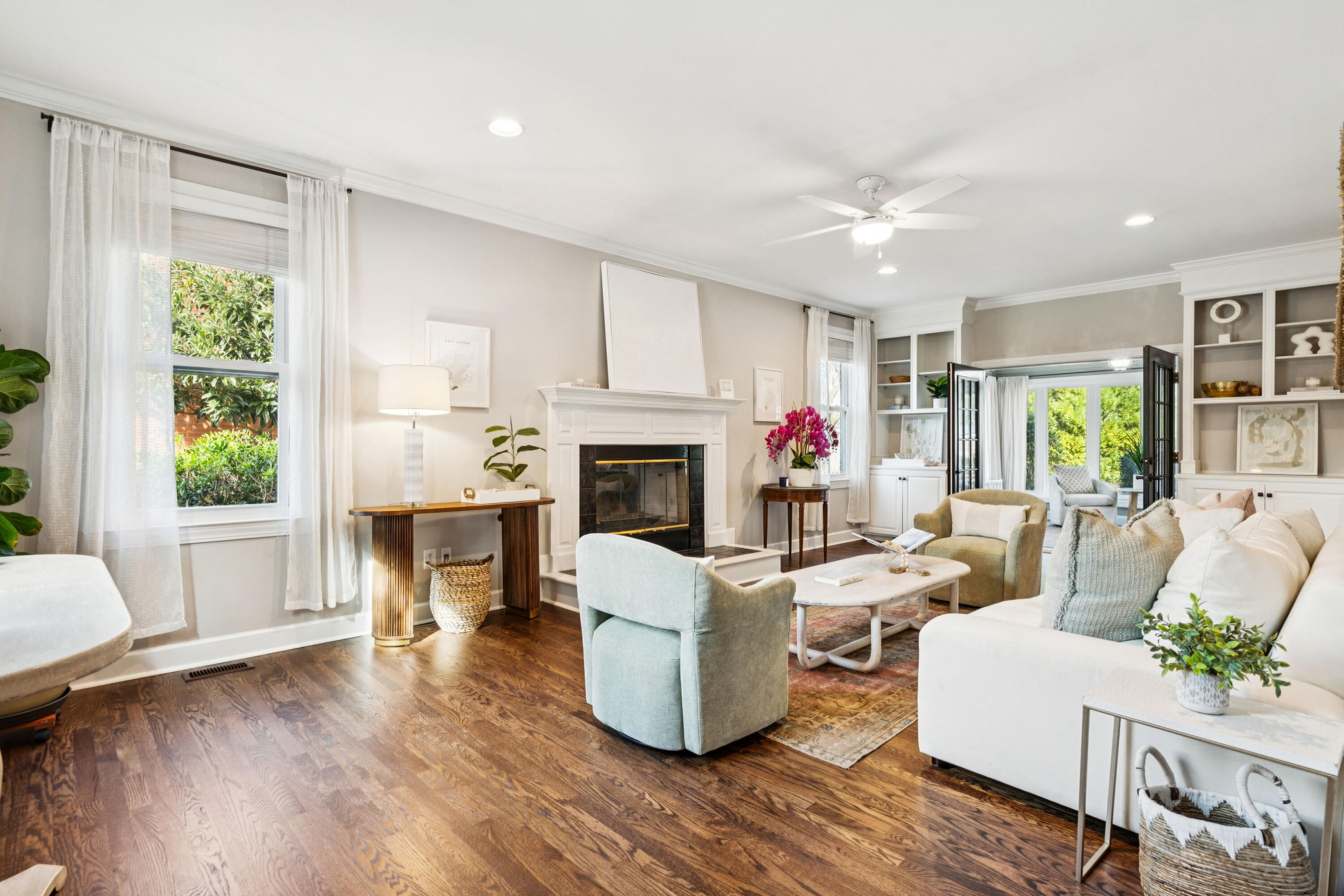 1337 Hidden Lakes Drive Mount Pleasant, SC 29464 - Photo 3 of 59 1337HiddenLakesDr-KeenEyeMarketing-009