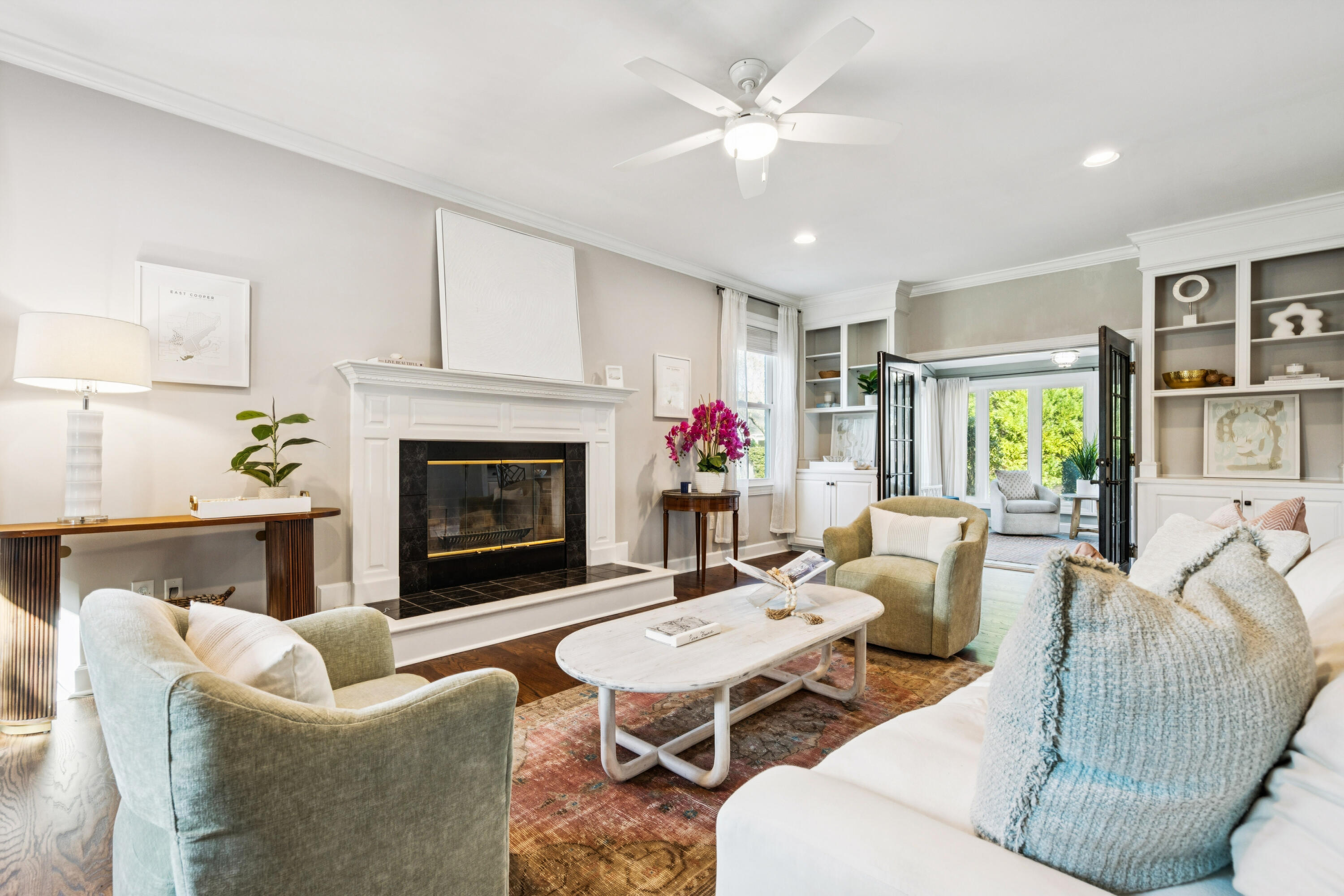 1337 Hidden Lakes Drive Mount Pleasant, SC 29464 - Photo 4 of 59 1337HiddenLakesDr-KeenEyeMarketing-010