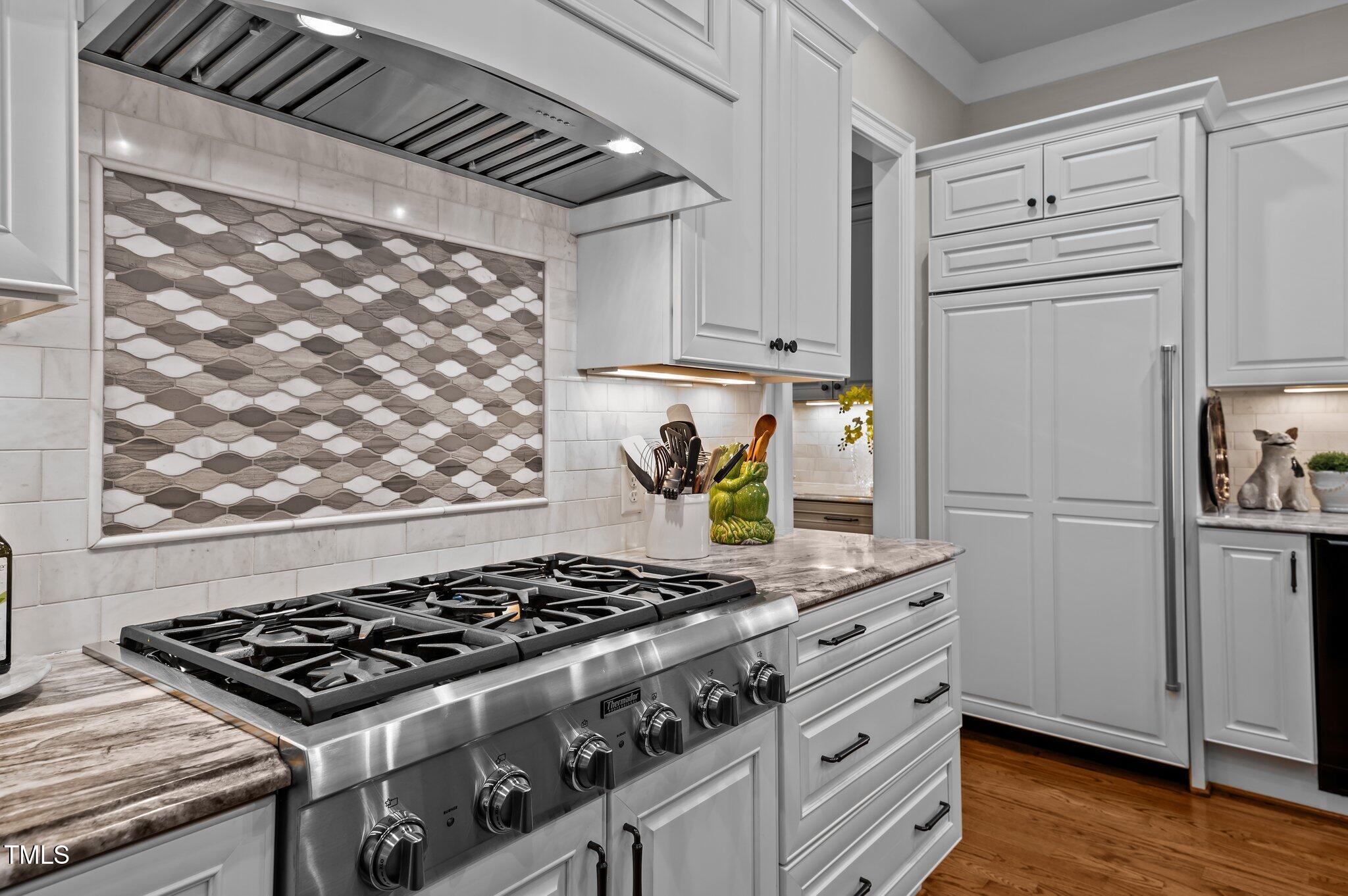 809 Wayne Drive Raleigh, NC 27608 - Photo 20 of 52 46-web-or-mls-DSC_5848