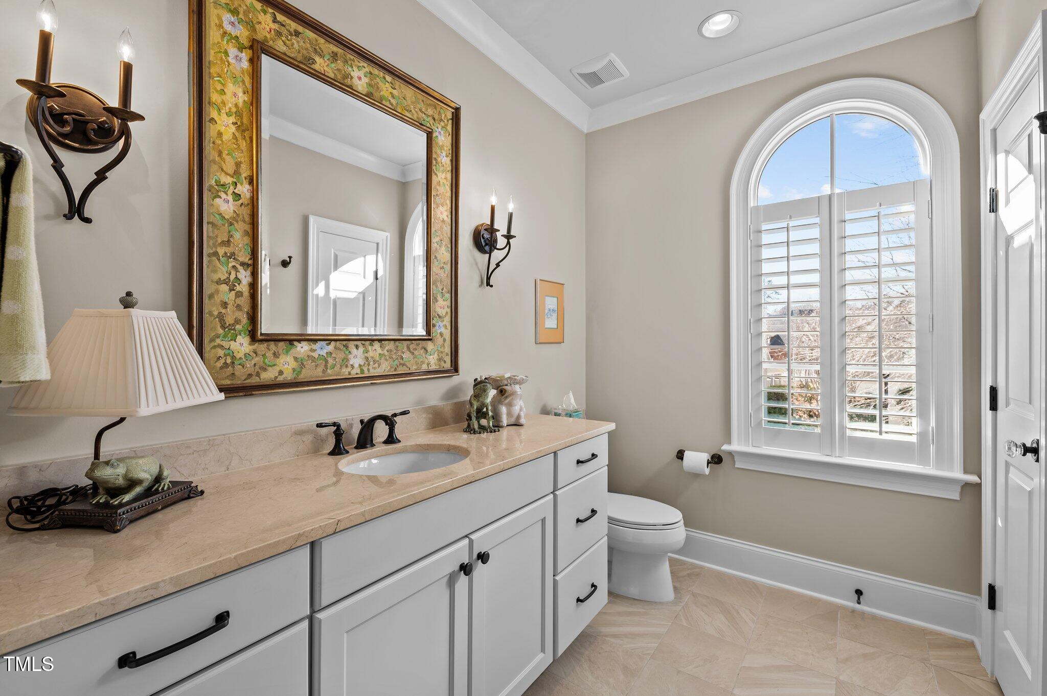 809 Wayne Drive Raleigh, NC 27608 - Photo 46 of 52 67-web-or-mls-DSC_5914