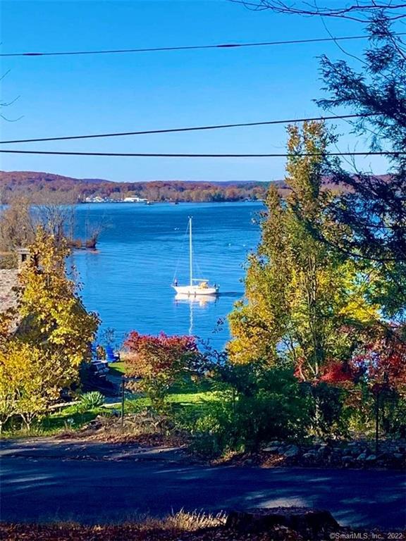 108 River Road, Essex, CT 06417 Compass