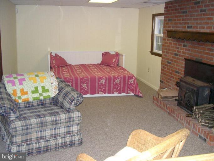 552 Blacksnake Road Elkton, MD 21921 - Photo 12 of 23 Family Room