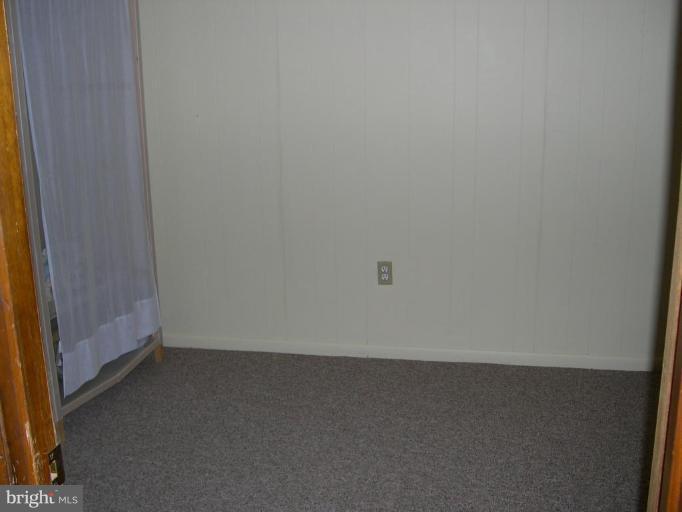 552 Blacksnake Road Elkton, MD 21921 - Photo 7 of 23 In-law Sitting Room