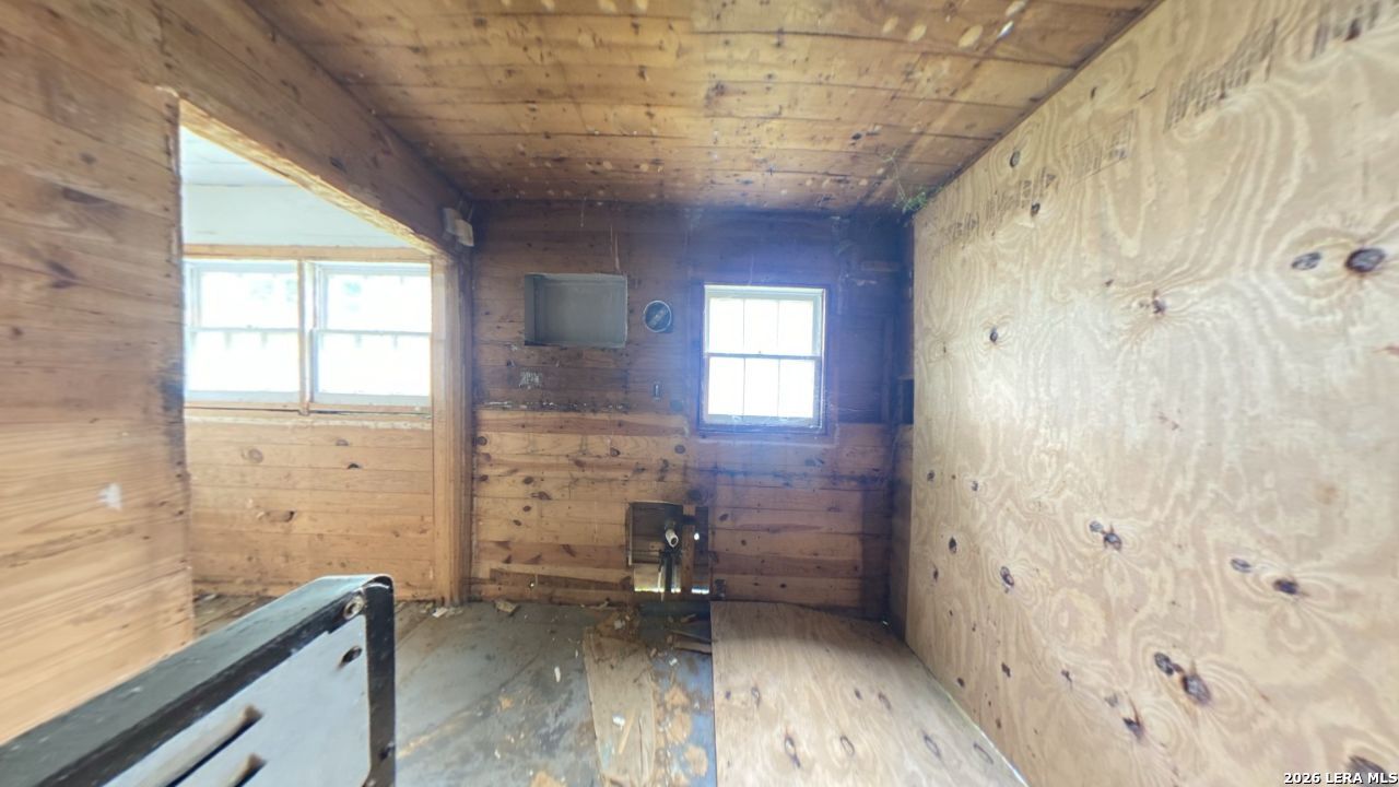 443 3rd Street Jasper, TX 75951 - Photo 6 of 32