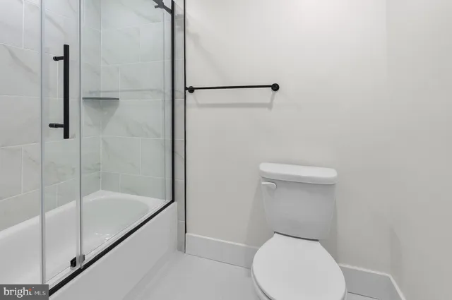 $1,500 | 2200 East Fayette Street, Baltimore, MD 21231