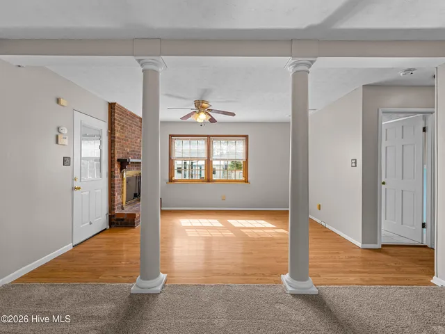 $265,000 | 422 Thomas Drive, Jacksonville, NC 28546